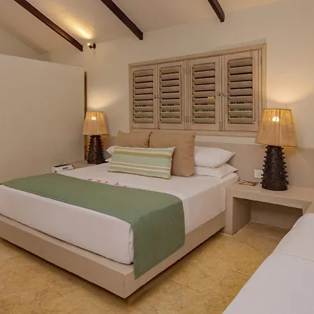 Hotel San Pedro De Majagua Isla Grande  Exterior photo