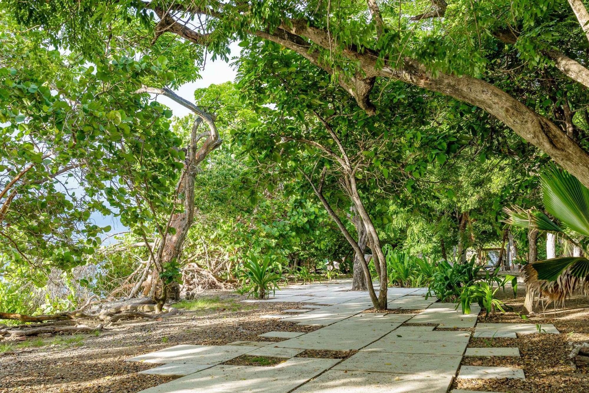 Resort San Pedro De Majagua 4*